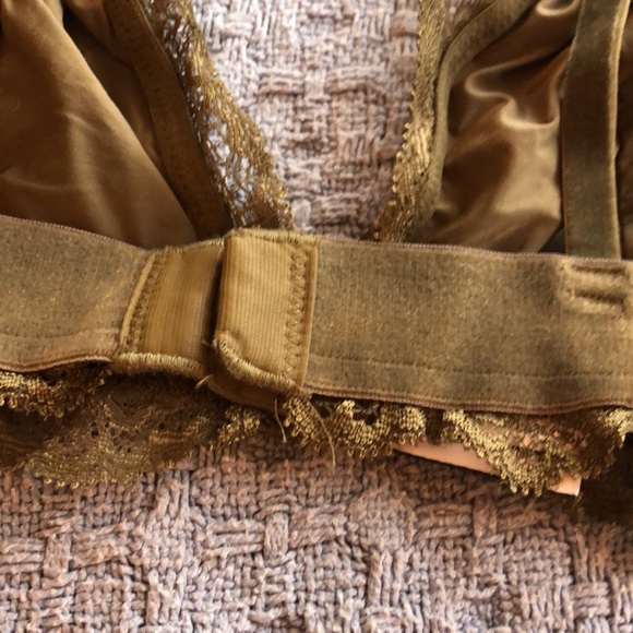 victorious secret bra 💚 - Picture 6 of 7
